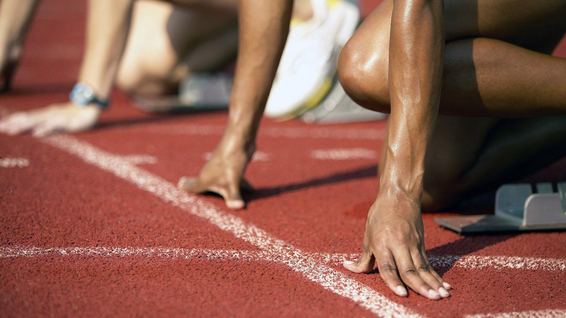 范戴克预言巅峰对决,红军枪手之战将定义英超争冠格局